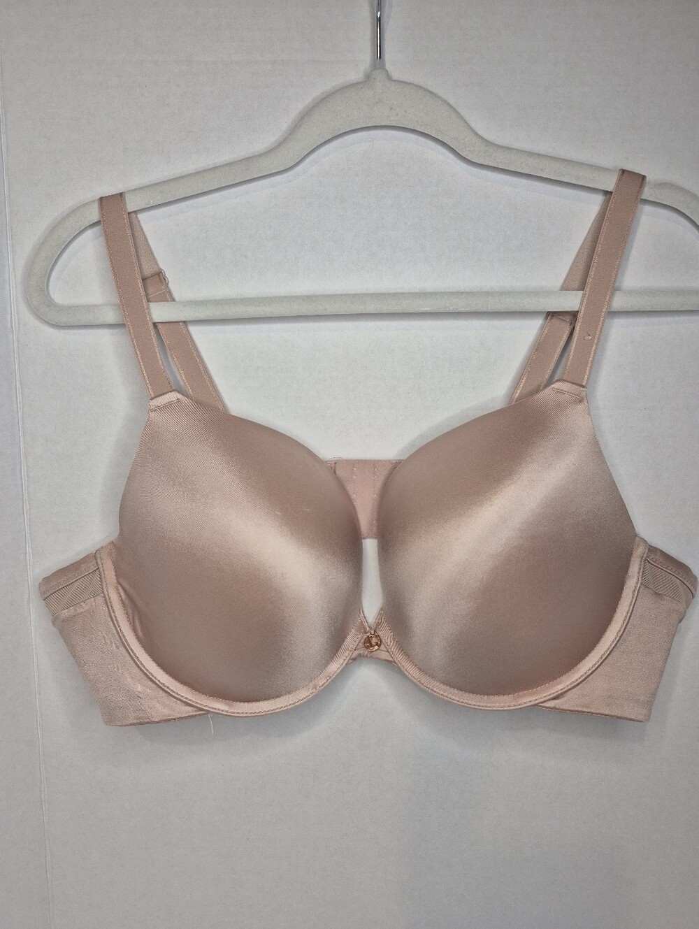 Ashley Graham Light Nude T-Shirt Bra